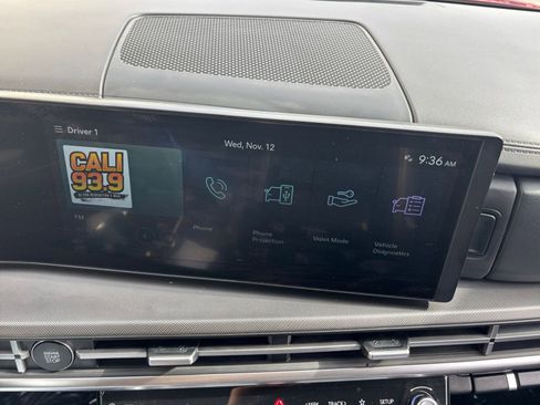 Used 2025 Hyundai Santa Fe SEL image 22