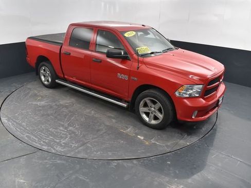 Used 2018 RAM 1500 Express w/ Express Value Package image 32