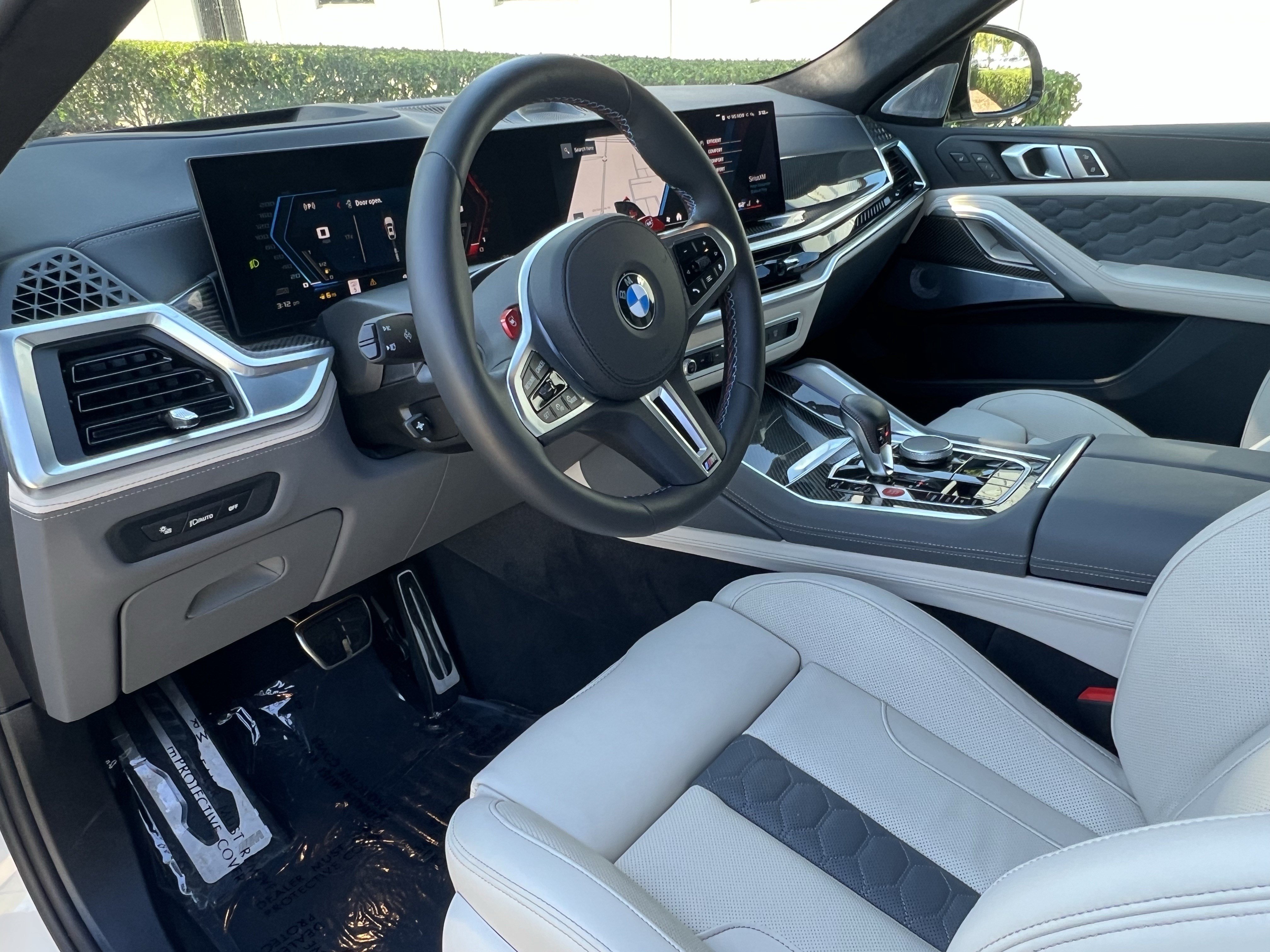 Used 2025 BMW X6 M Competition w/ Executive Package AWD/4WD image 17