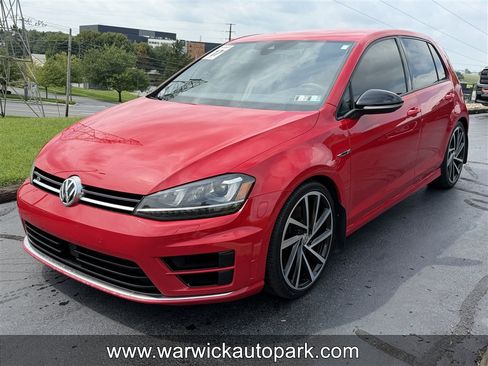 Used 2017 Volkswagen Golf R 4-Door AWD/4WD image 4
