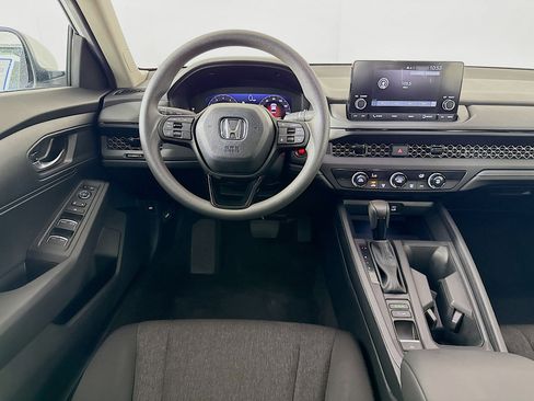Used 2025 Honda Accord LX image 24