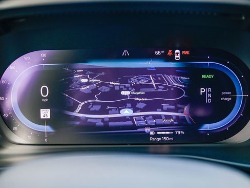 Used 2023 Volvo XC40 Recharge Ultimate image 27