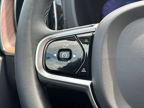 Certified 2023 Volvo XC60 B5 Ultimate w/ Climate Package AWD/4WD image 27