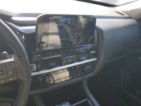 Used 2022 Nissan Pathfinder SL w/ SL Premium Package image 26