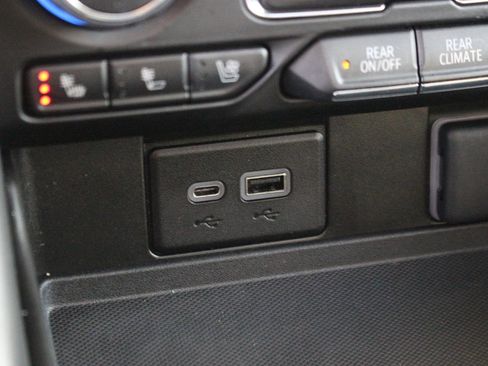 Used 2023 Chevrolet Tahoe Premier image 28