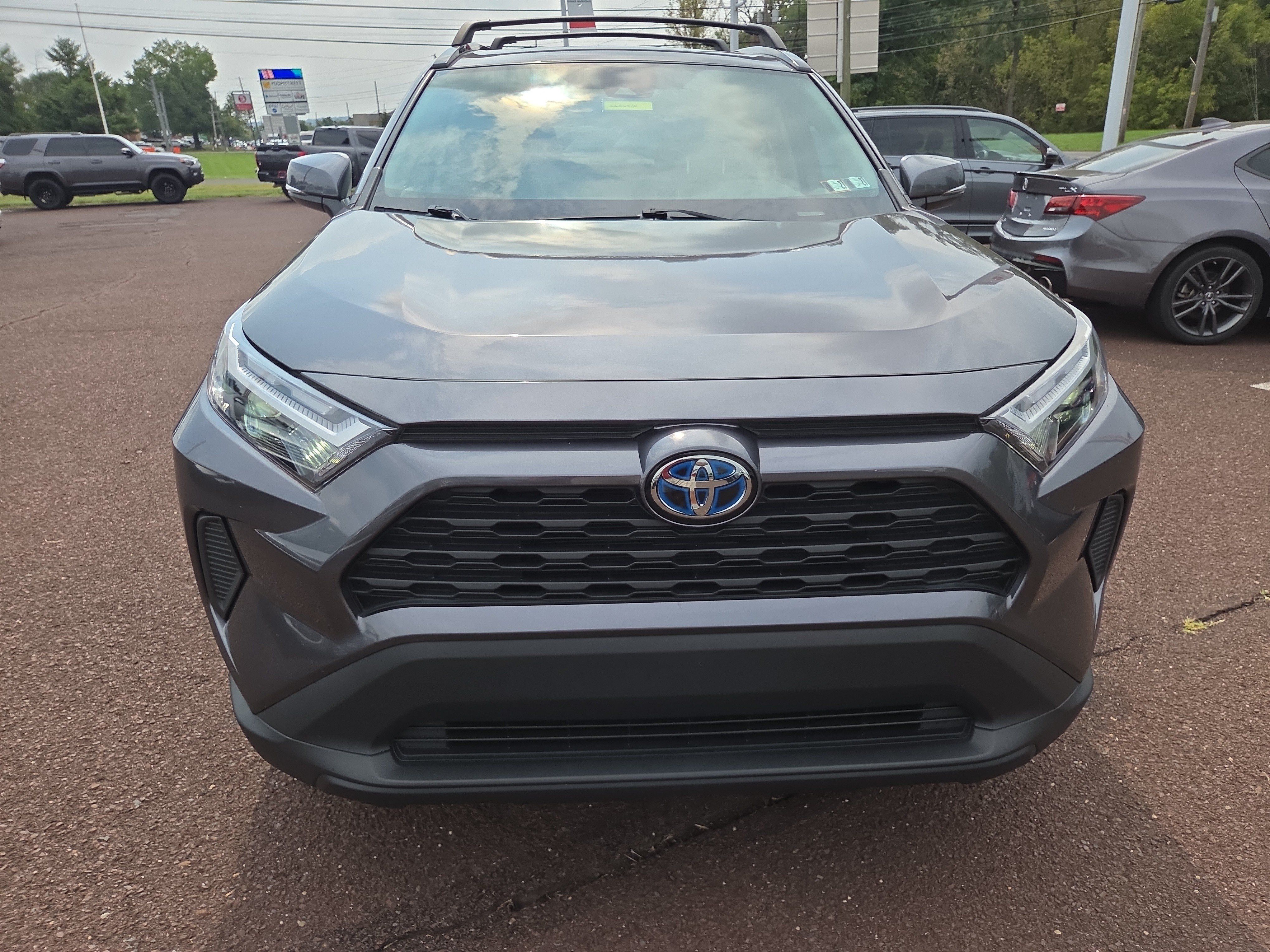 Certified 2024 Toyota RAV4 XLE w/ Convenience Package AWD/4WD image 8