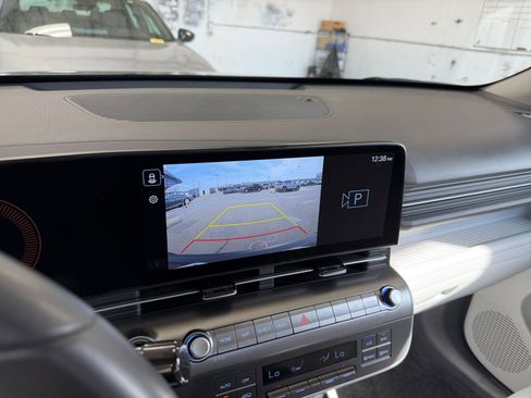 Used 2025 Hyundai Kona SEL image 17