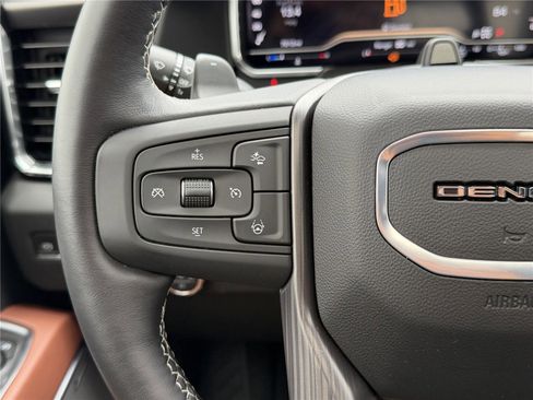 Used 2025 GMC Sierra 1500 Denali Ultimate AWD/4WD image 21