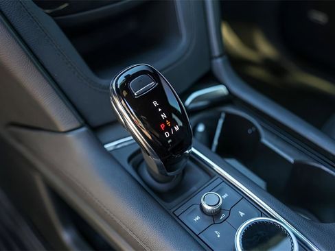 Certified 2024 Cadillac XT6 Premium Luxury w/ Technology Package image 17