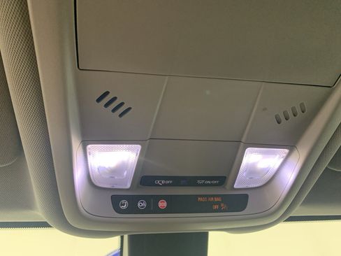 Used 2020 GMC Terrain SLE w/ Driver Convenience Package FWD image 27