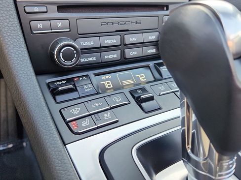 Certified 2021 Porsche 718 Boxster image 13