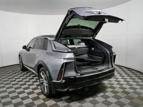 Used 2023 Cadillac Lyriq 2WD image 34