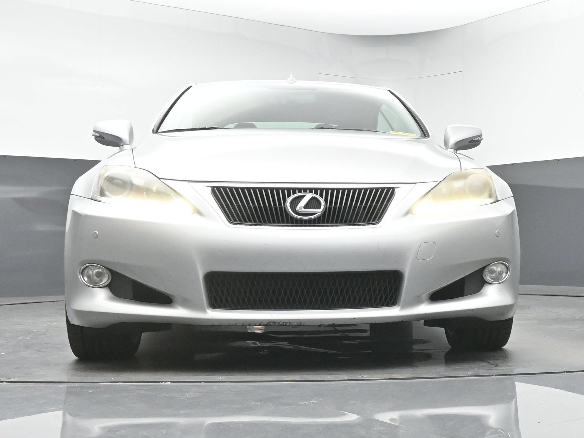 Used 2011 Lexus IS 250C w/ Luxury Pkg RWD image 11