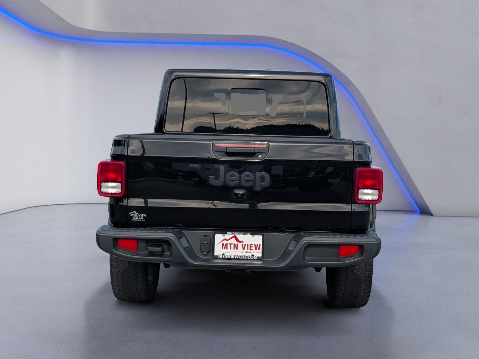 Used 2025 Jeep Gladiator Sport AWD/4WD image 8