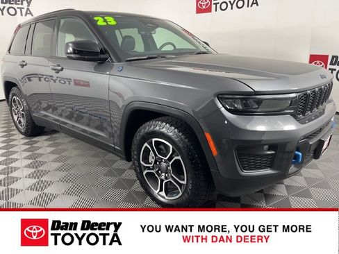 Used 2023 Jeep Grand Cherokee Trailhawk w/ Luxury Tech Group III image 1