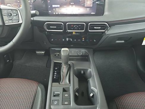 New 2026 Nissan Sentra SR FWD image 3