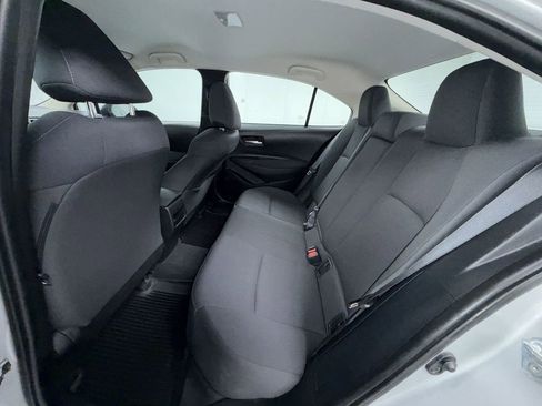 Used 2021 Toyota Corolla LE image 12