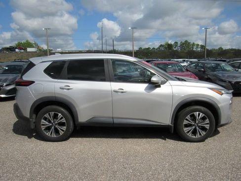Certified 2023 Nissan Rogue SV w/ SV Premium B Package FWD image 2