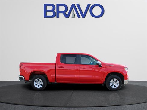 Used 2025 Chevrolet Silverado 1500 LT image 5