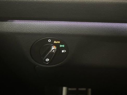 Used 2022 Volkswagen Jetta GLI Autobahn image 31