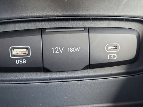 New 2026 Hyundai Venue SE image 13