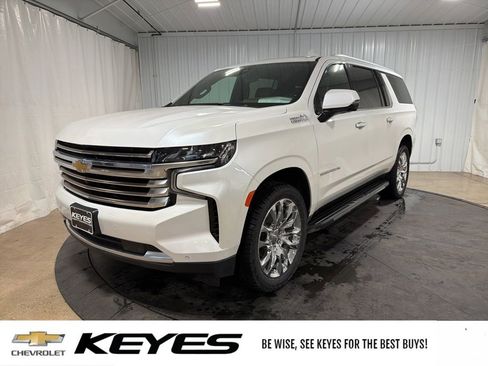 Used 2021 Chevrolet Suburban High Country image 1