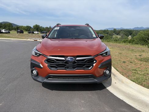 Certified 2025 Subaru Crosstrek 2.5i Limited w/ Popular Package #4A AWD/4WD image 2