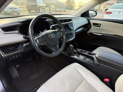 Used 2013 Toyota Avalon XLE Premium image 13