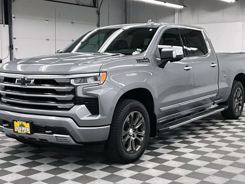 Used 2024 Chevrolet Silverado 1500 High Country w/ LPO, Dark Essentials Package AWD/4WD image 12