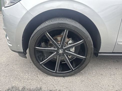 Used 2020 Lincoln Navigator Black Label w/ Cargo Convenience Package image 10