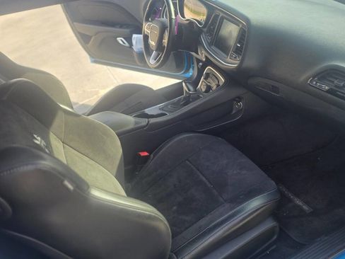 Used 2016 Dodge Challenger R/T Scat Pack RWD image 22