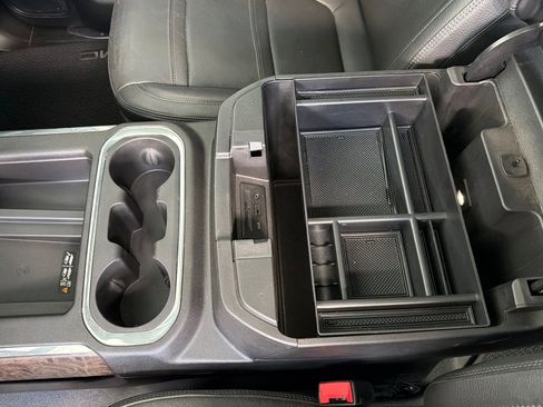 Used 2021 GMC Sierra 3500 Denali w/ Denali Ultimate Package AWD/4WD image 31