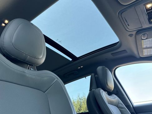 Certified 2020 Lincoln Aviator Grand Touring w/ Equipment Group 301A AWD/4WD image 16