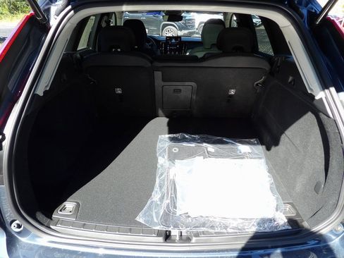 New 2026 Volvo XC60 B5 Core w/ Climate Package image 24