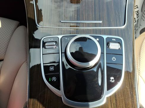 Used 2019 Mercedes-Benz GLC 300 image 21