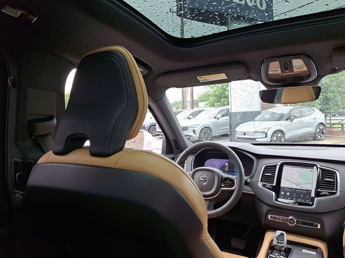 Used 2023 Volvo XC90 B6 Ultimate w/ Protection Package Premier AWD/4WD image 15