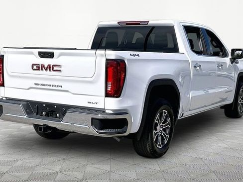 Used 2025 GMC Sierra 1500 SLT image 5