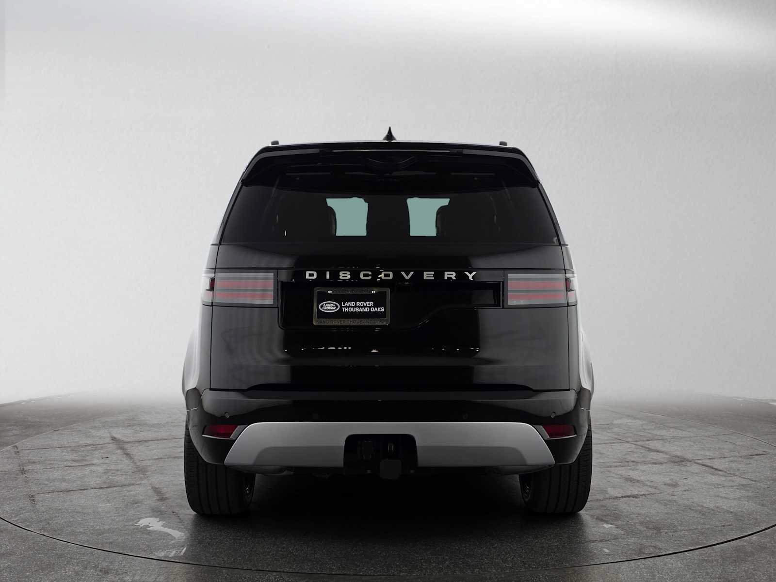 New 2026 Land Rover Discovery Limited Edition AWD/4WD image 4