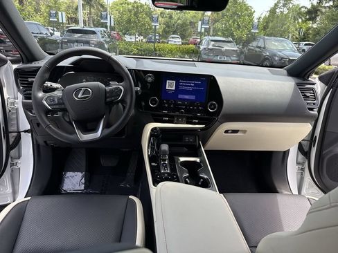 Used 2024 Lexus NX 250 FWD image 36