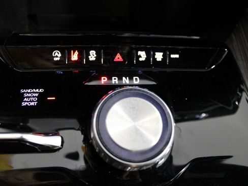 Used 2024 Jeep Wagoneer Series II AWD/4WD image 49