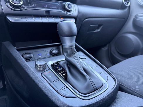 Used 2022 Hyundai Kona SEL w/ Convenience Package image 20