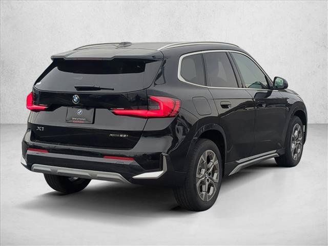 Used 2026 BMW X1 xDrive28i w/ Convenience Package AWD/4WD image 2