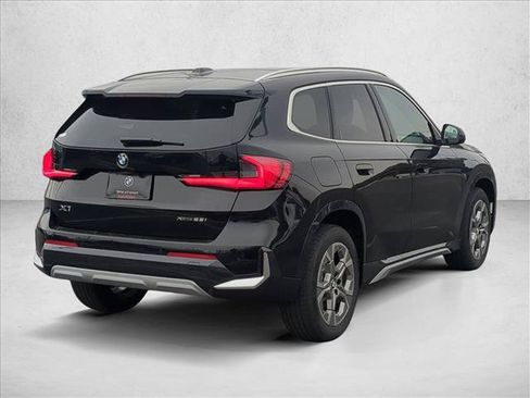 Used 2026 BMW X1 xDrive28i w/ Convenience Package AWD/4WD image 2