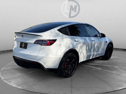 Used 2020 Tesla Model Y Performance image 5
