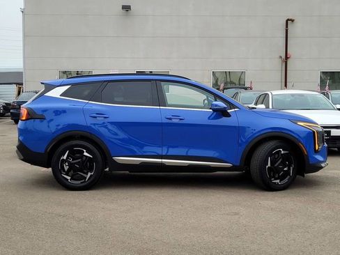 New 2026 Kia Sportage EX w/ EX Panorama Roof Package image 4