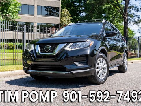 Used 2020 Nissan Rogue SV FWD image 2