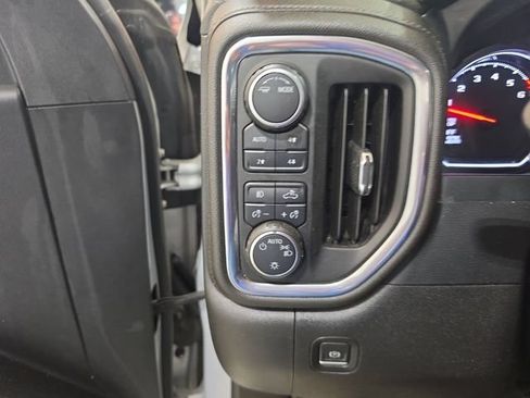 Used 2022 Chevrolet Silverado 1500 RST AWD/4WD image 14