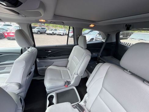 Used 2021 Honda Pilot Elite image 11