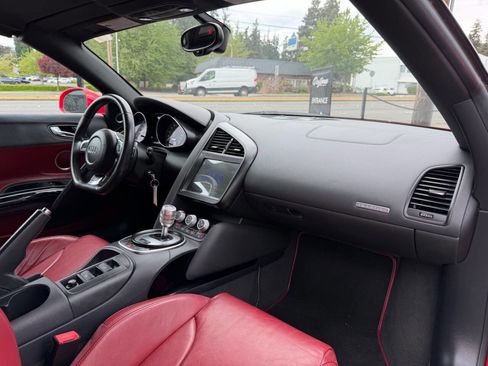 Used 2011 Audi R8 V10 AWD/4WD image 16