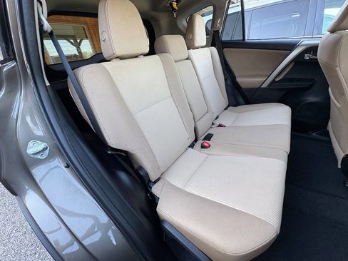 Used 2015 Toyota RAV4 XLE FWD image 25